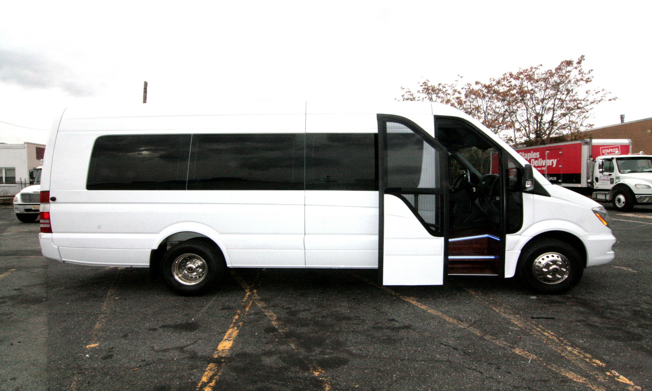 Plug Door Shuttle Buses  Shuttle Buses