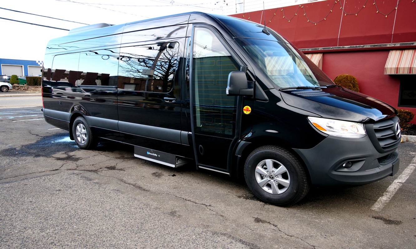Mobile Medical Vehicles  Commerical Vans
