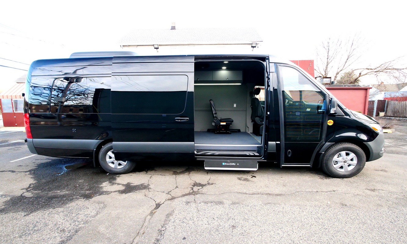 Mobile Medical Vehicles  Commerical Vans