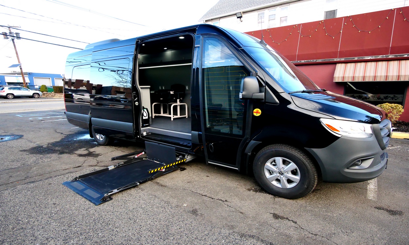 Mobile Medical Vehicles  Commerical Vans