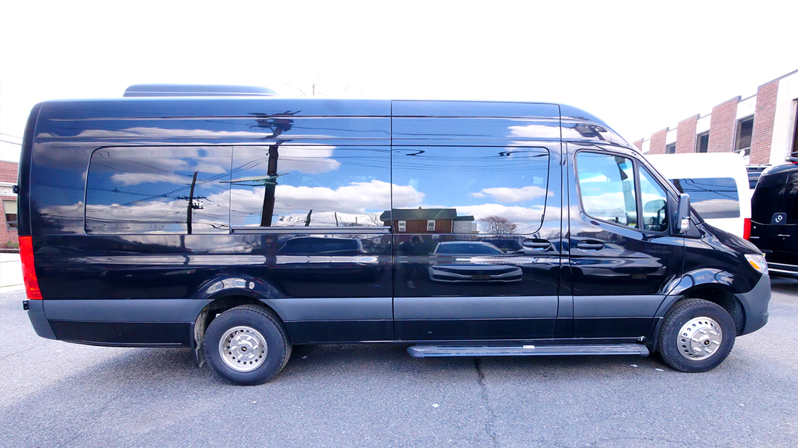 CoachLiner Edition  Shuttle Buses