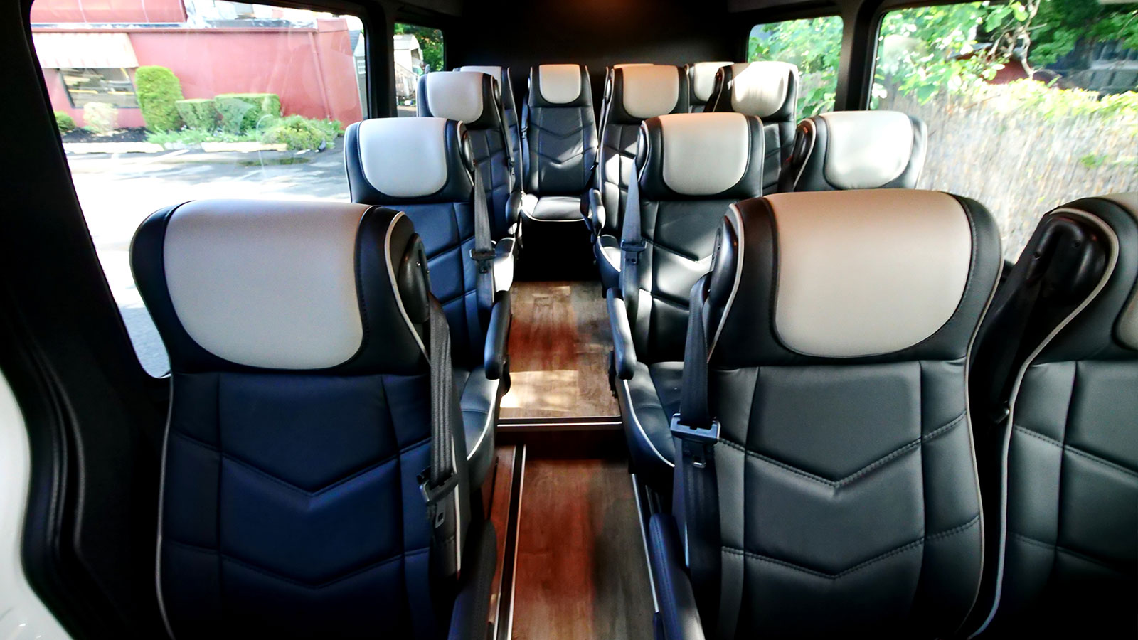 HQ – 16 Passengers Plug Door Shuttle Bus - SOLD