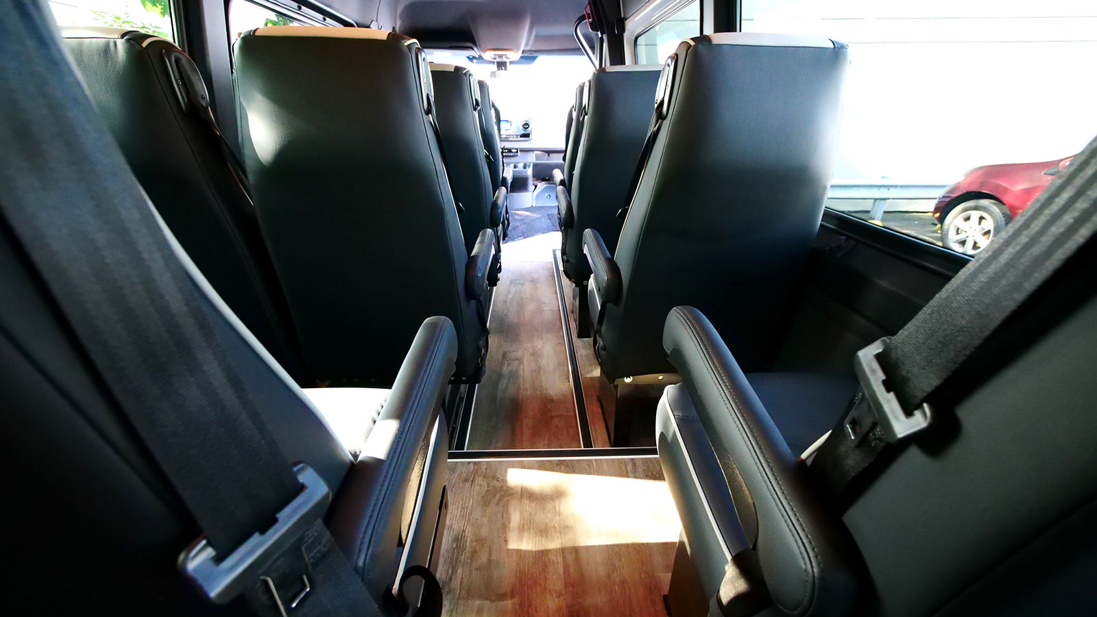 HQ – 16 Passengers Plug Door Shuttle Bus - SOLD