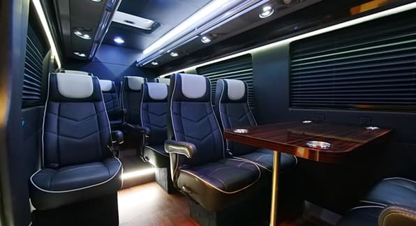 Shuttle Buses, Shuttle Vans & CoachLiners