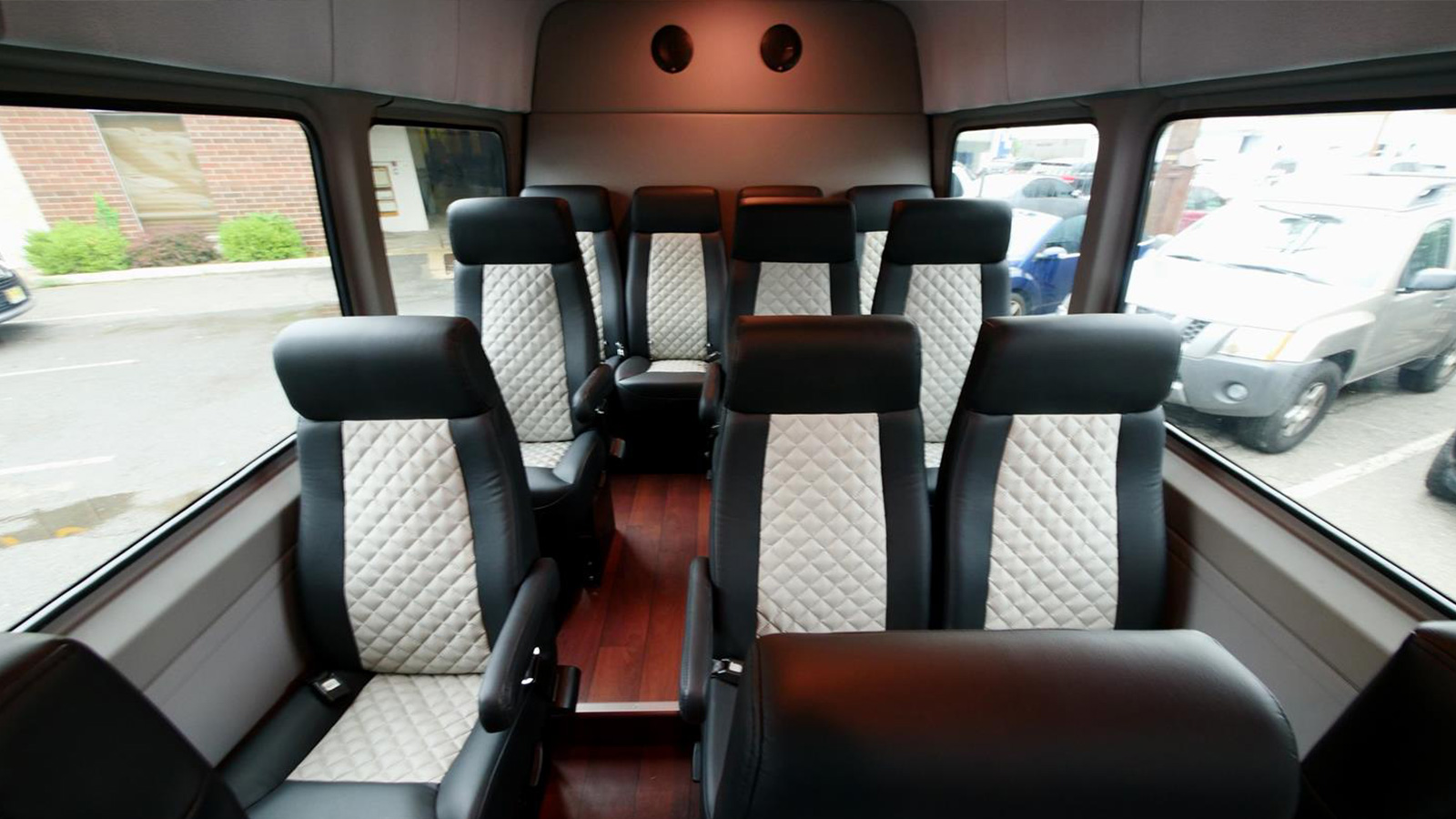 CoachLiner Edition  Shuttle Buses