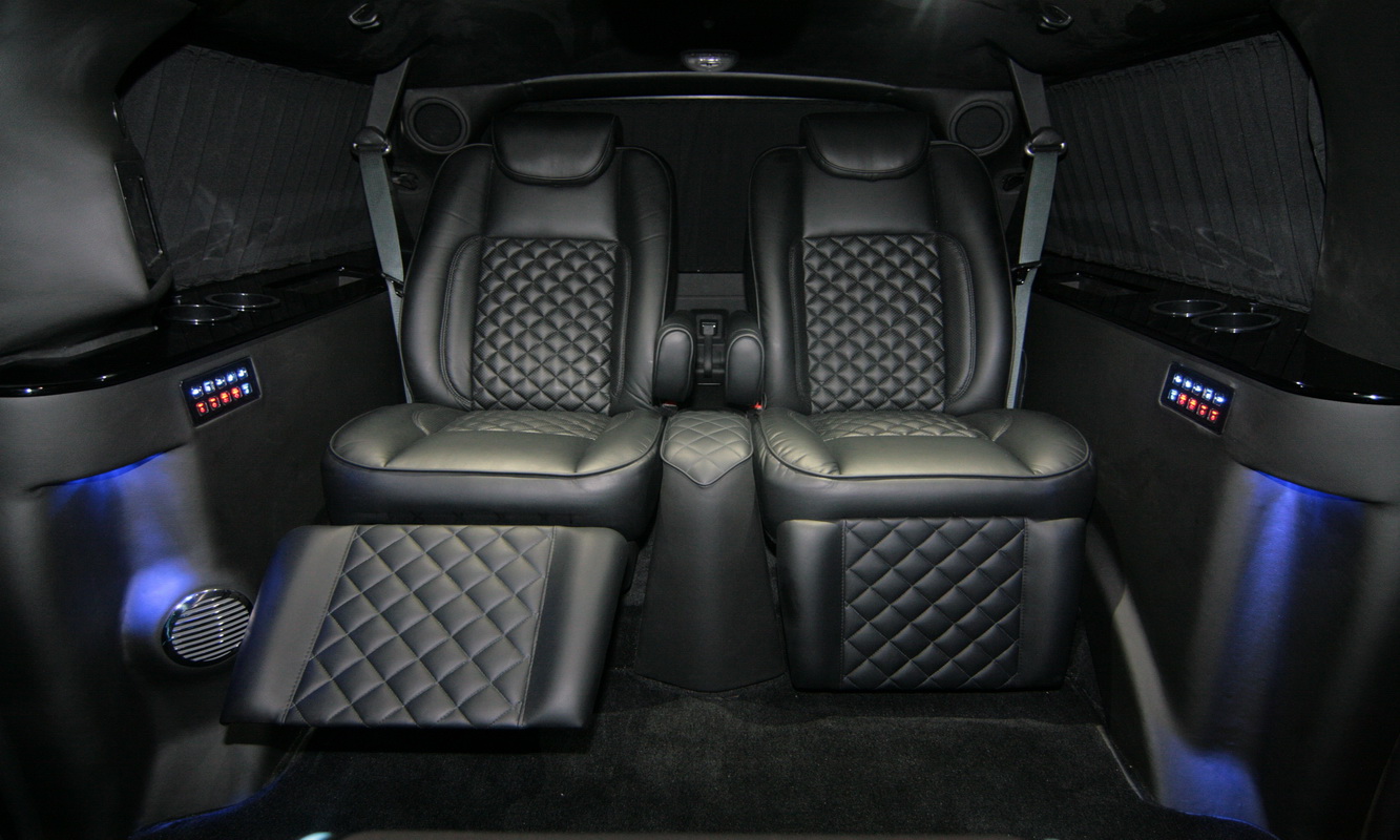 Lincoln Navigators