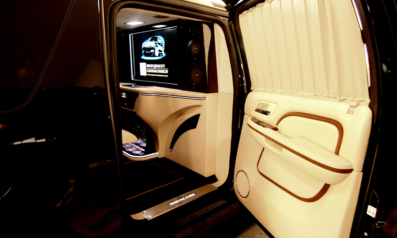 Cadillac Escalades