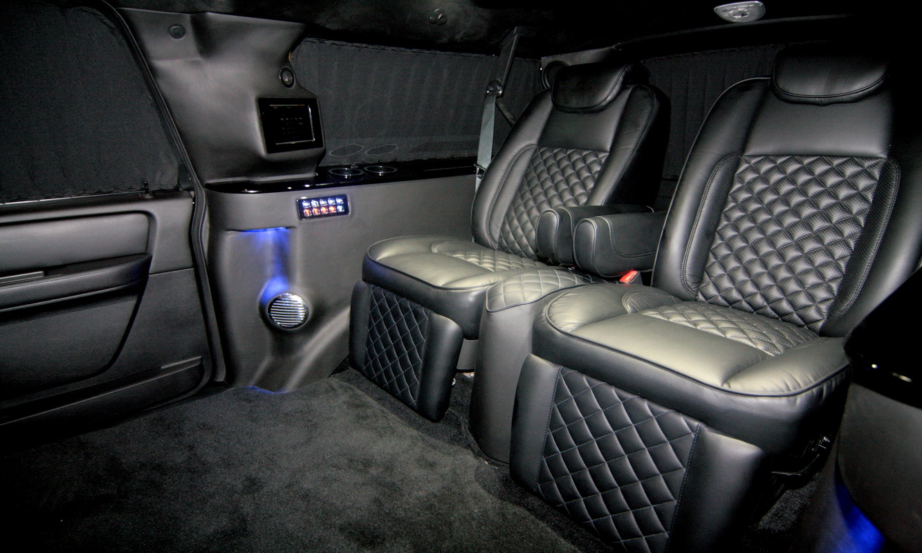 Lincoln Navigators