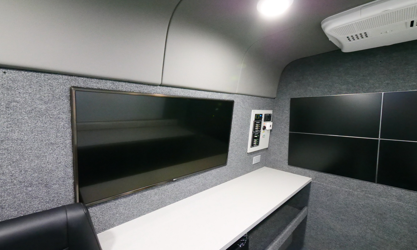Mobile Command Centers  Commercial Vans