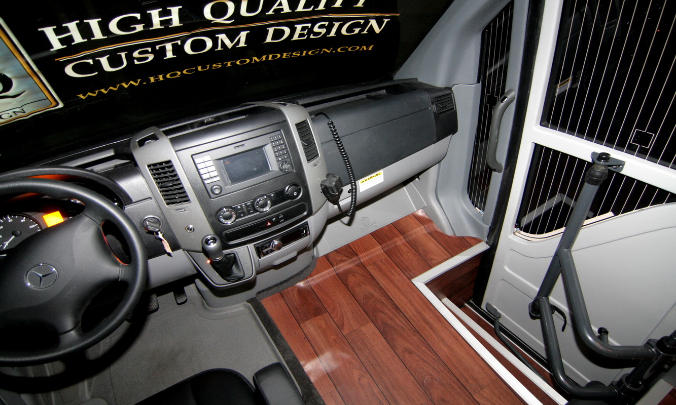 Plug Door Shuttle Buses  Shuttle Buses