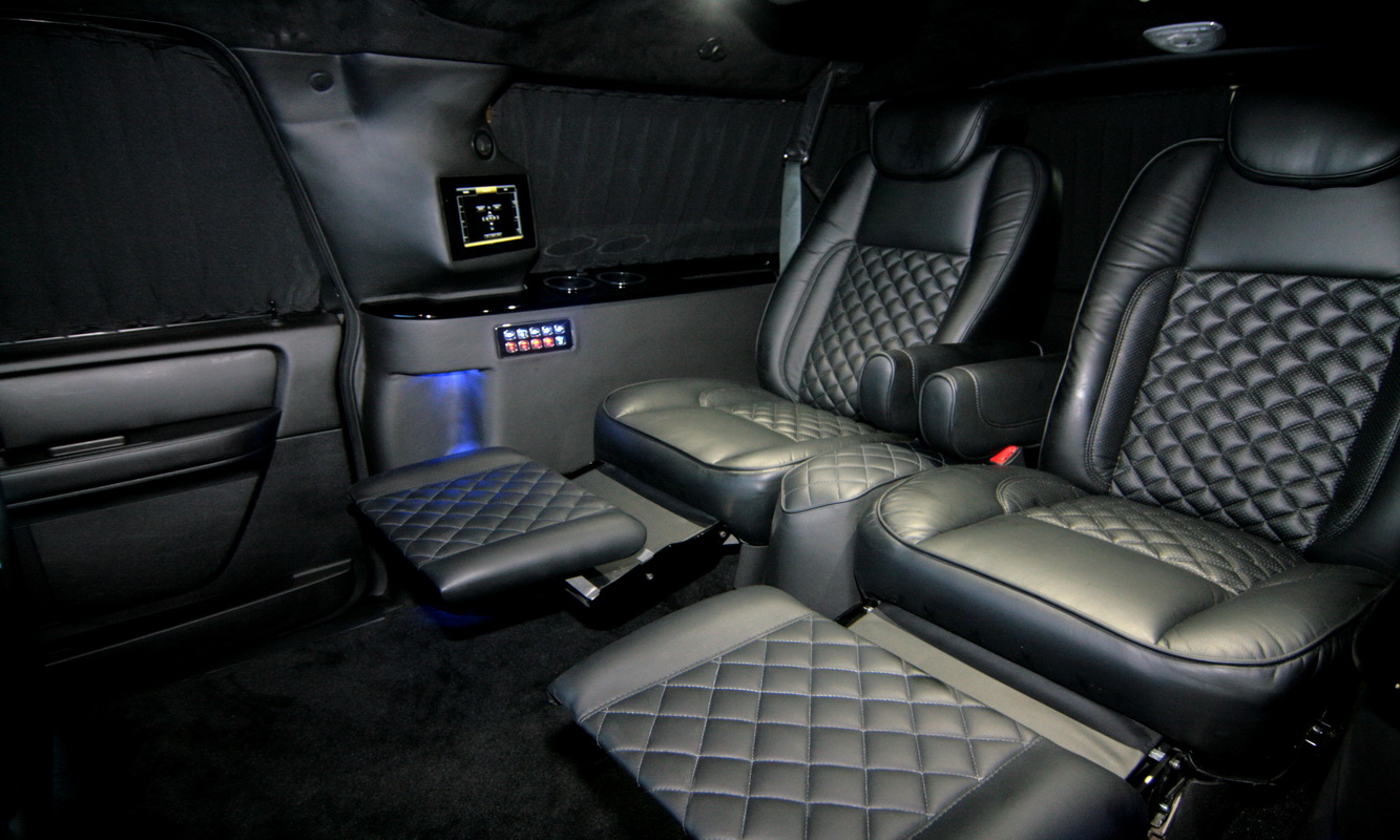 Lincoln Navigators