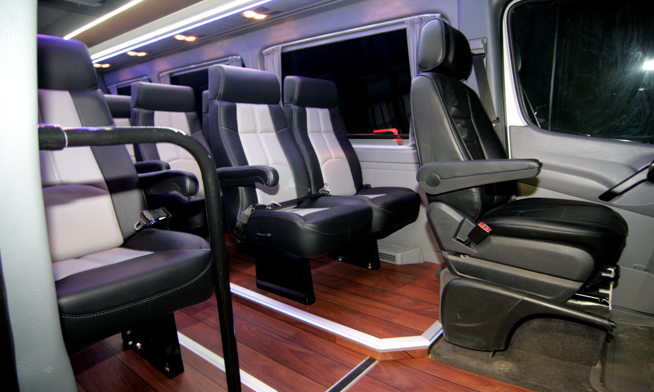 Plug Door Shuttle Buses  Shuttle Buses