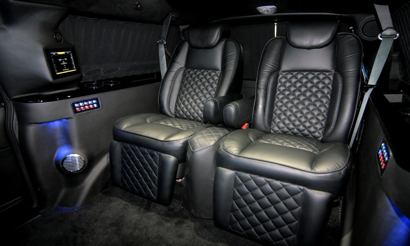 Lincoln Navigators