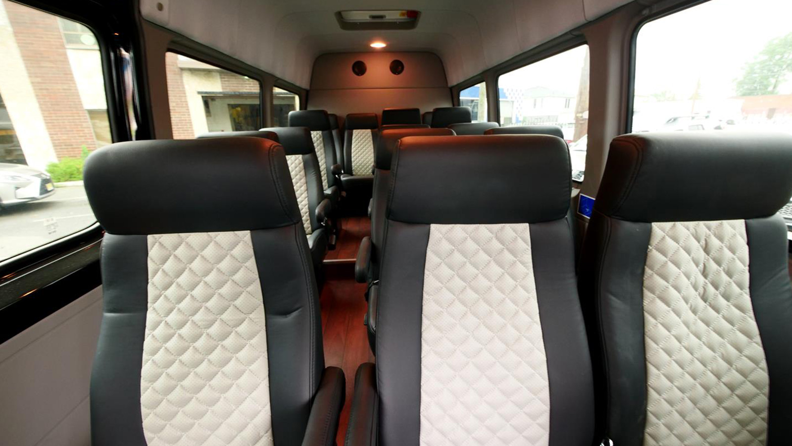 CoachLiner Edition  Shuttle Buses