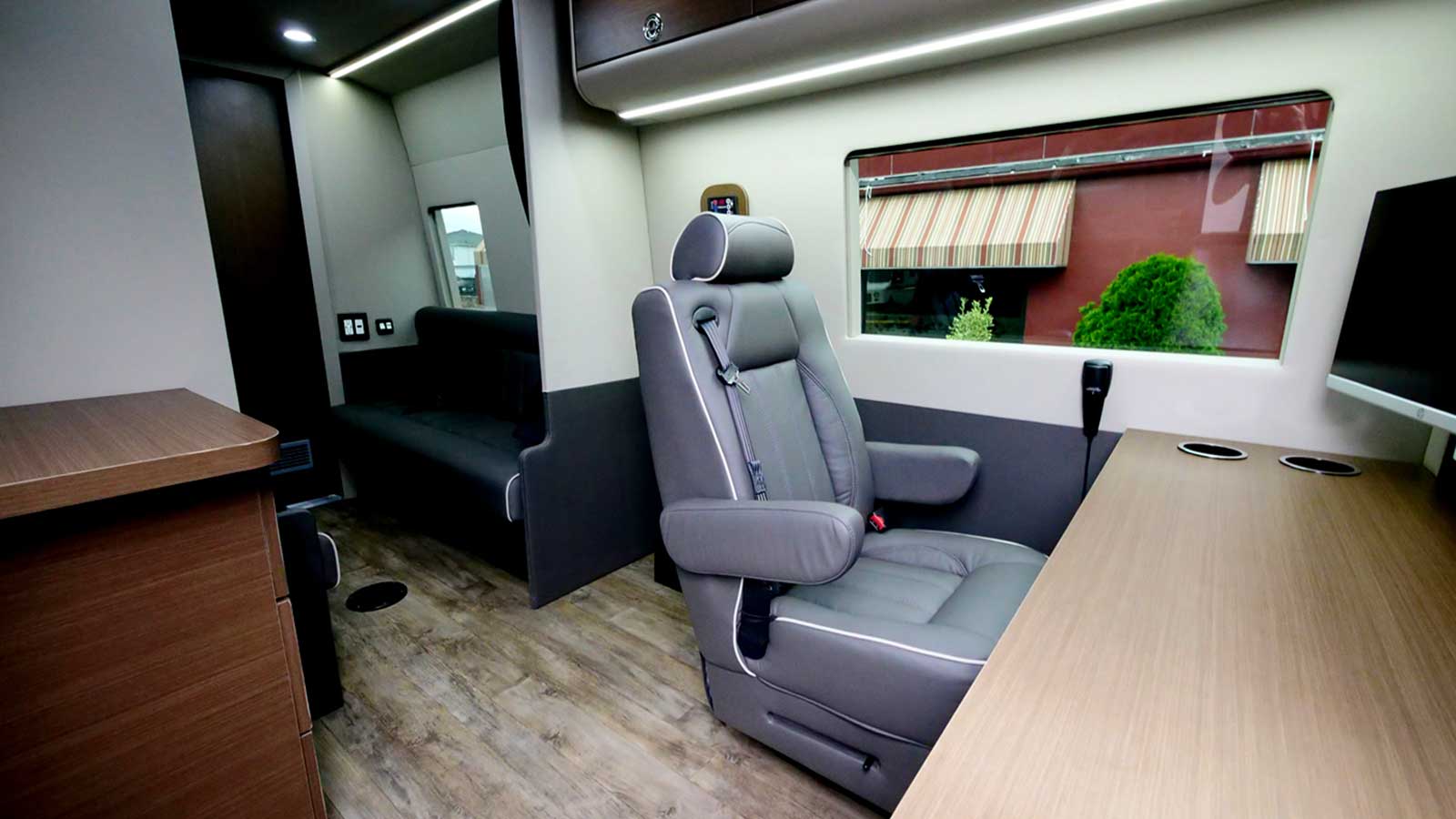 Mobile Offices  Commercial Vans