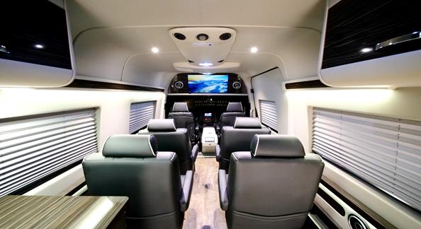RV Camper Sprinter 144