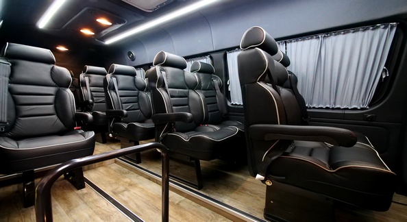 Luxury Shuttle 170