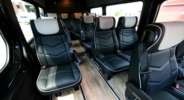 CoachLiner Sprinter 170