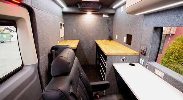 Mobile Office Repair Station - Ford Transit - Design 14