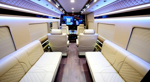 RV Camper Sprinter 170