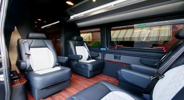RV Camper Sprinter 144